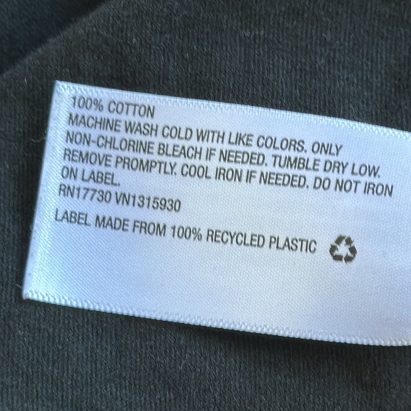 Wild Fable black long sleeve crop top, size L - Picture 4 of 4